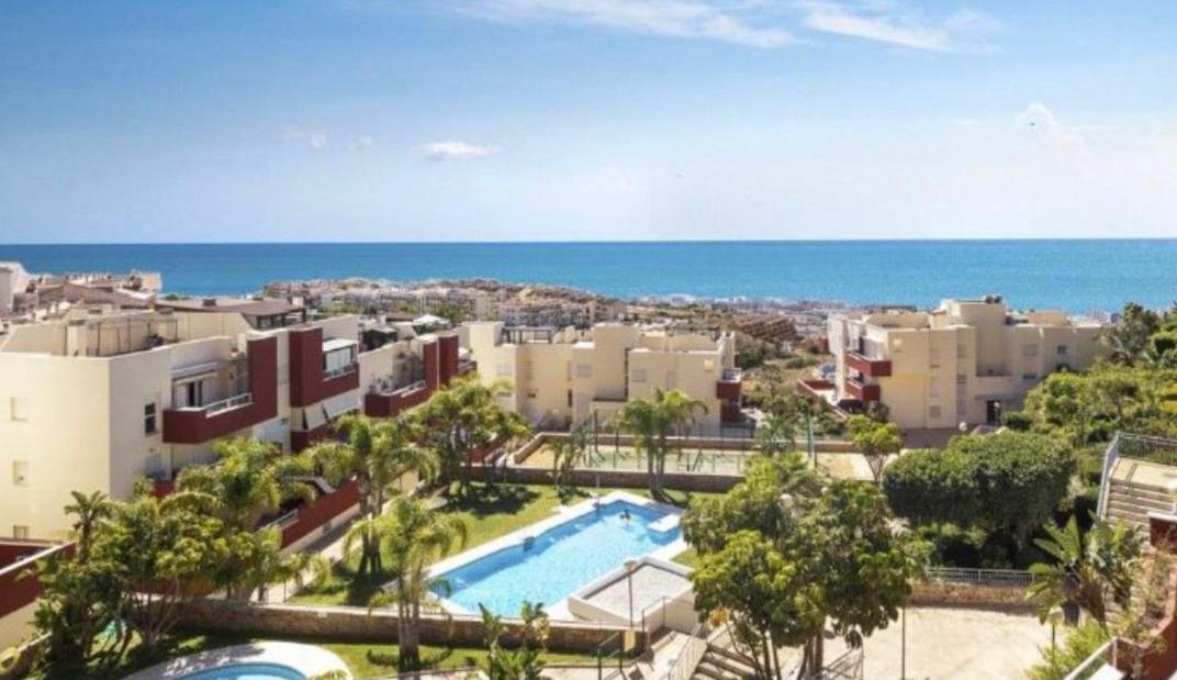 Апартаменты Atico Duplex Mar Y Montana Atalaya Бенальмадена Экстерьер фото